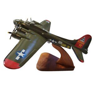 American WWII B-17G Flying Fortress Bomber 1/72 Scale